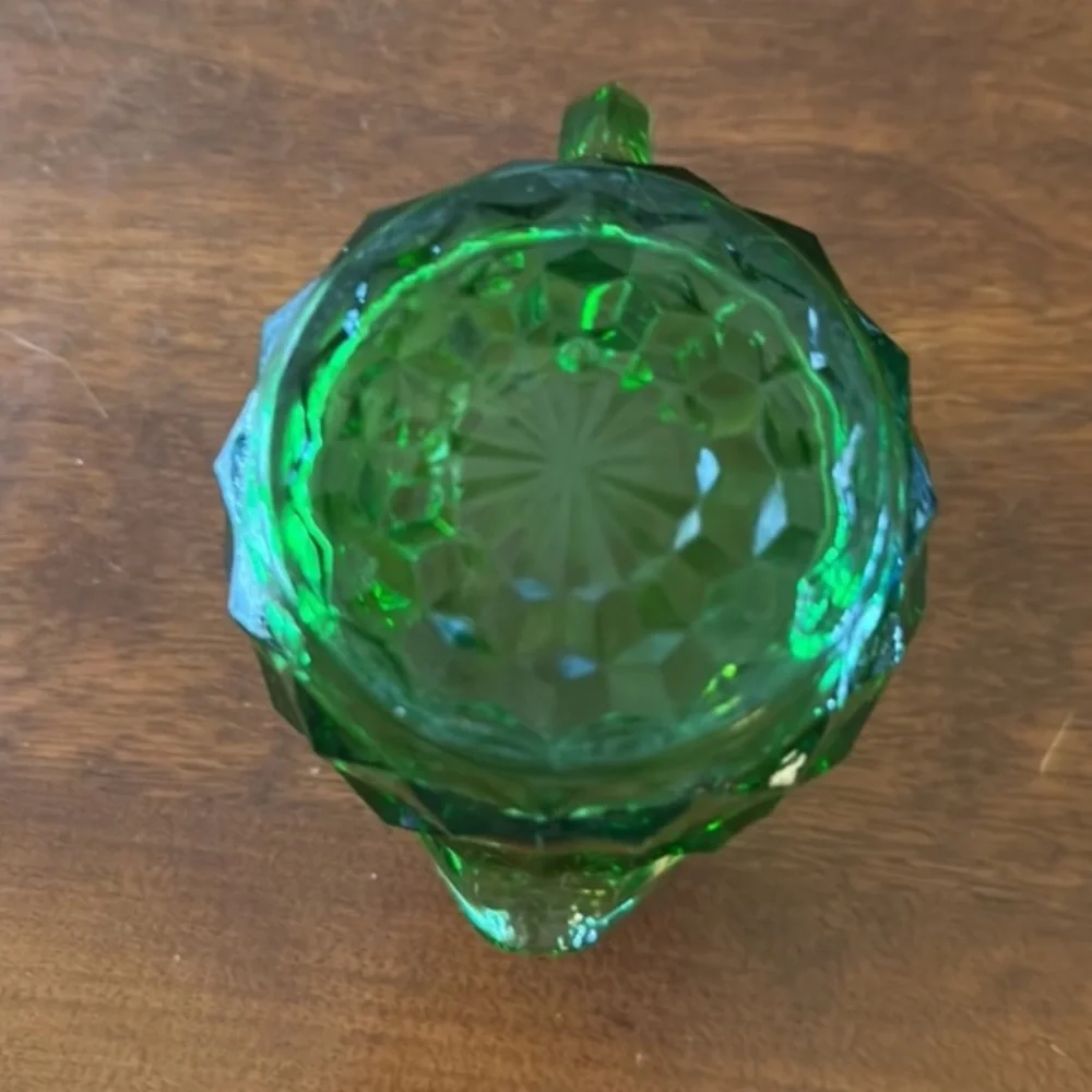 Jennette Glass Co preowned beautiful